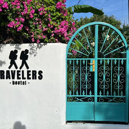 Hostal & Cafe Travelers サンティアゴ エクステリア 写真