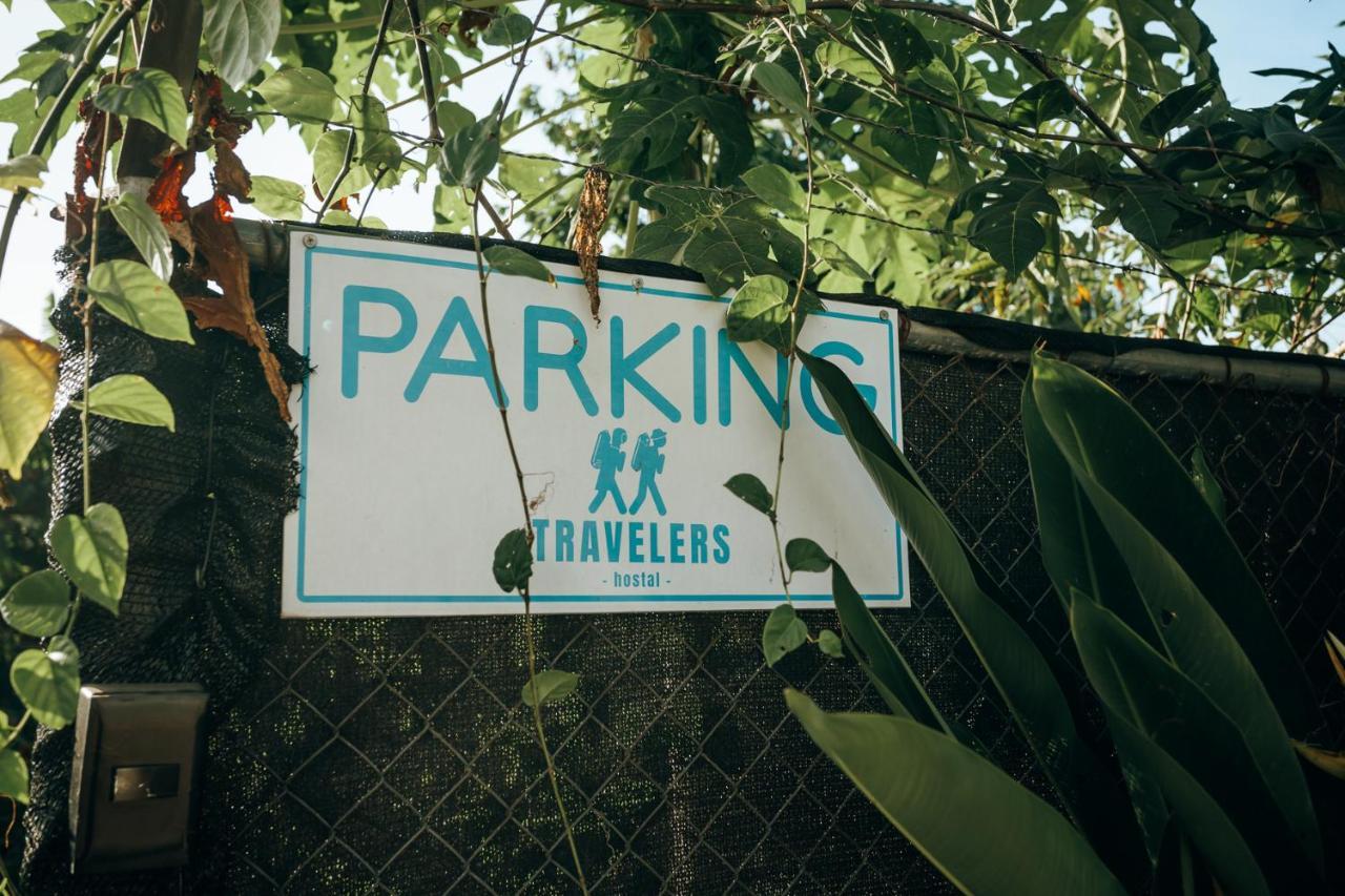 Hostal & Cafe Travelers サンティアゴ エクステリア 写真