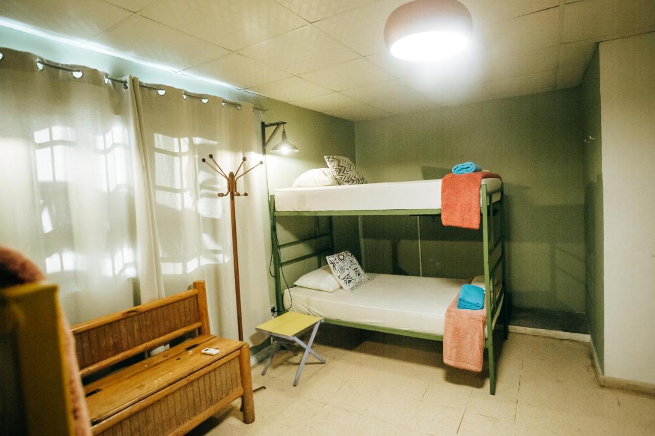 Hostal & Cafe Travelers サンティアゴ エクステリア 写真
